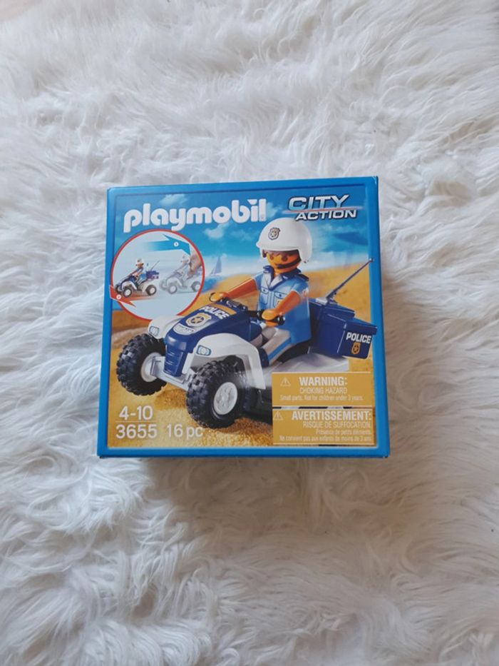 Policier playmobil