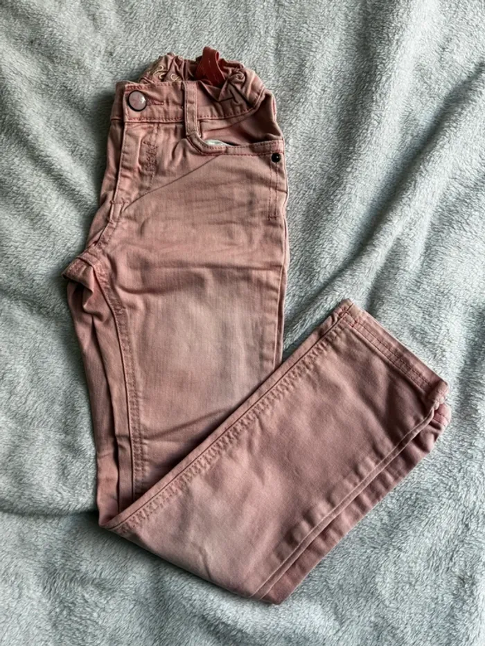 Jean rose Lili rose taille 8ANS
