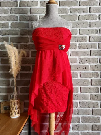 Robe bustier rouge tulle et dentelle - Made In Italy