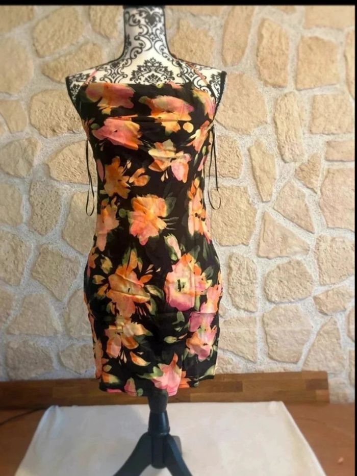 Robe Fleurie Chic & Légère – Taille XS 🌞 - photo numéro 3