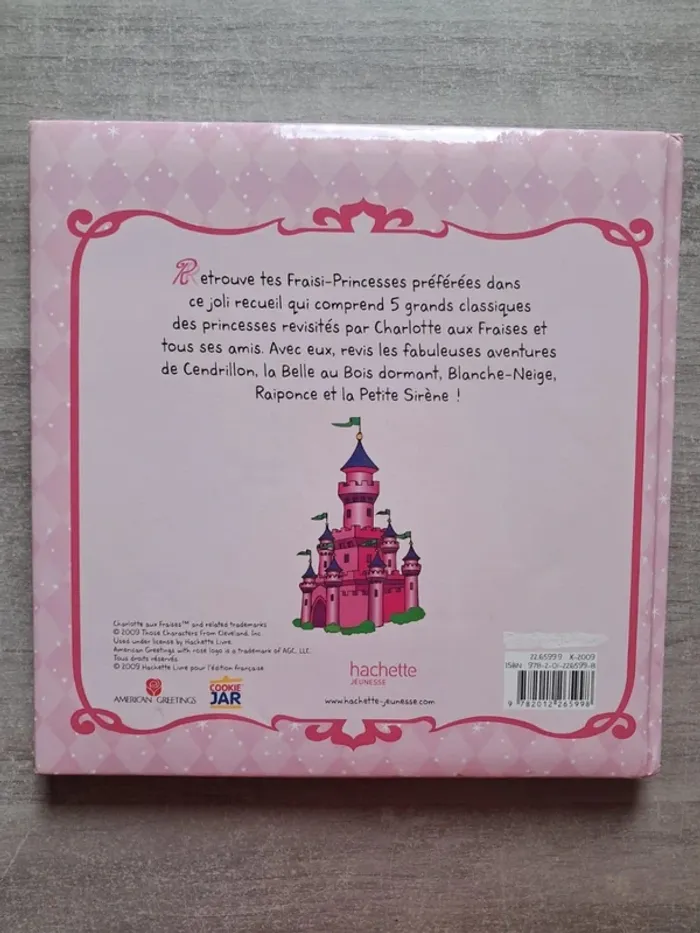 Livre mes histoires de princesse Charlotte aux Fraises - photo numéro 2