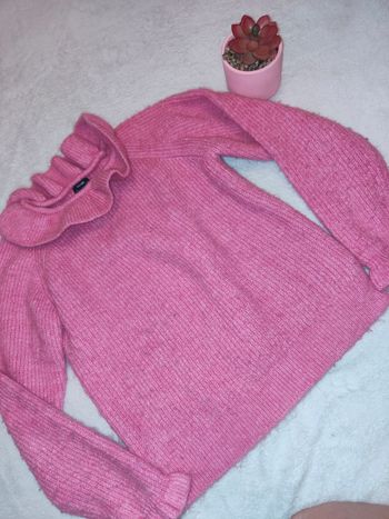 Pull rose à col roulé fille