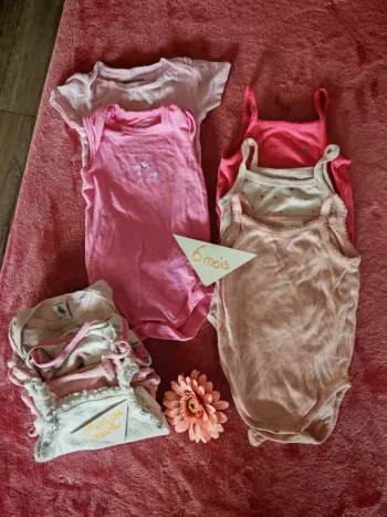 Lot body 6 mois manches courtes