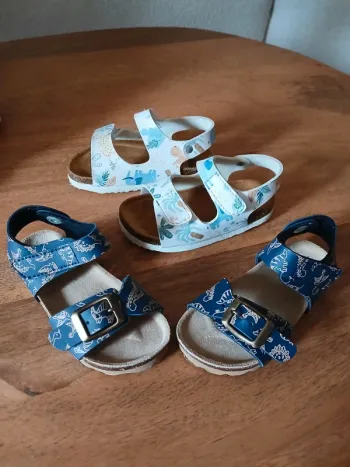 Lot de 2 paire de sandales