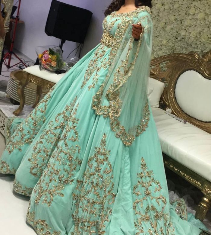 Sublime caftan princesse en excellente état - photo numéro 4