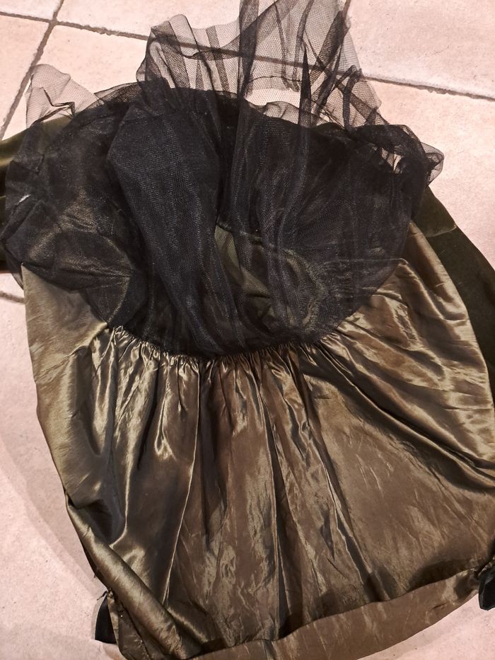 Robe de soirée 4 ans - photo numéro 3