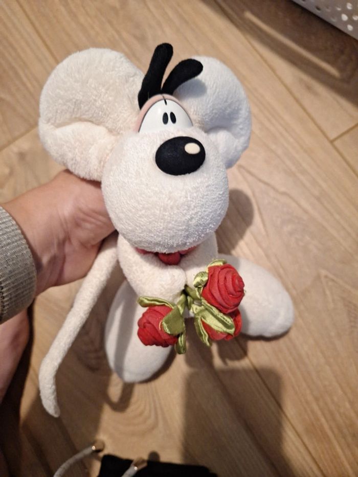 Diddl avec bouquet de roses - photo numéro 4