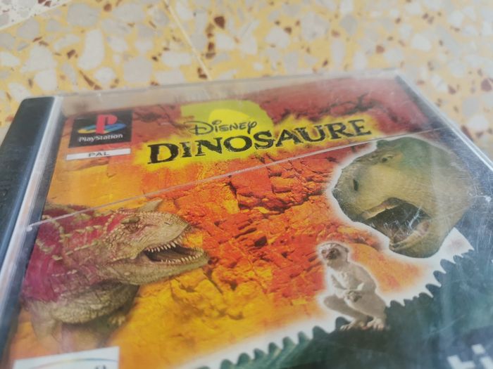 Jeu video dinosaure disney ps1 - photo numéro 2