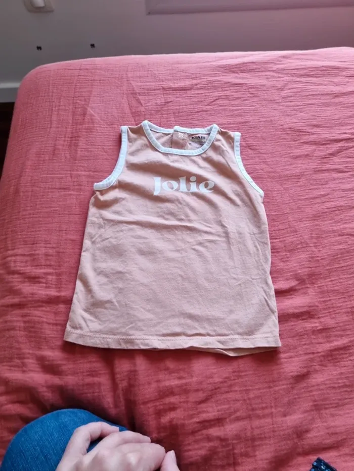 Débardeur beige vieux rose kiabi 24 mois très bon état