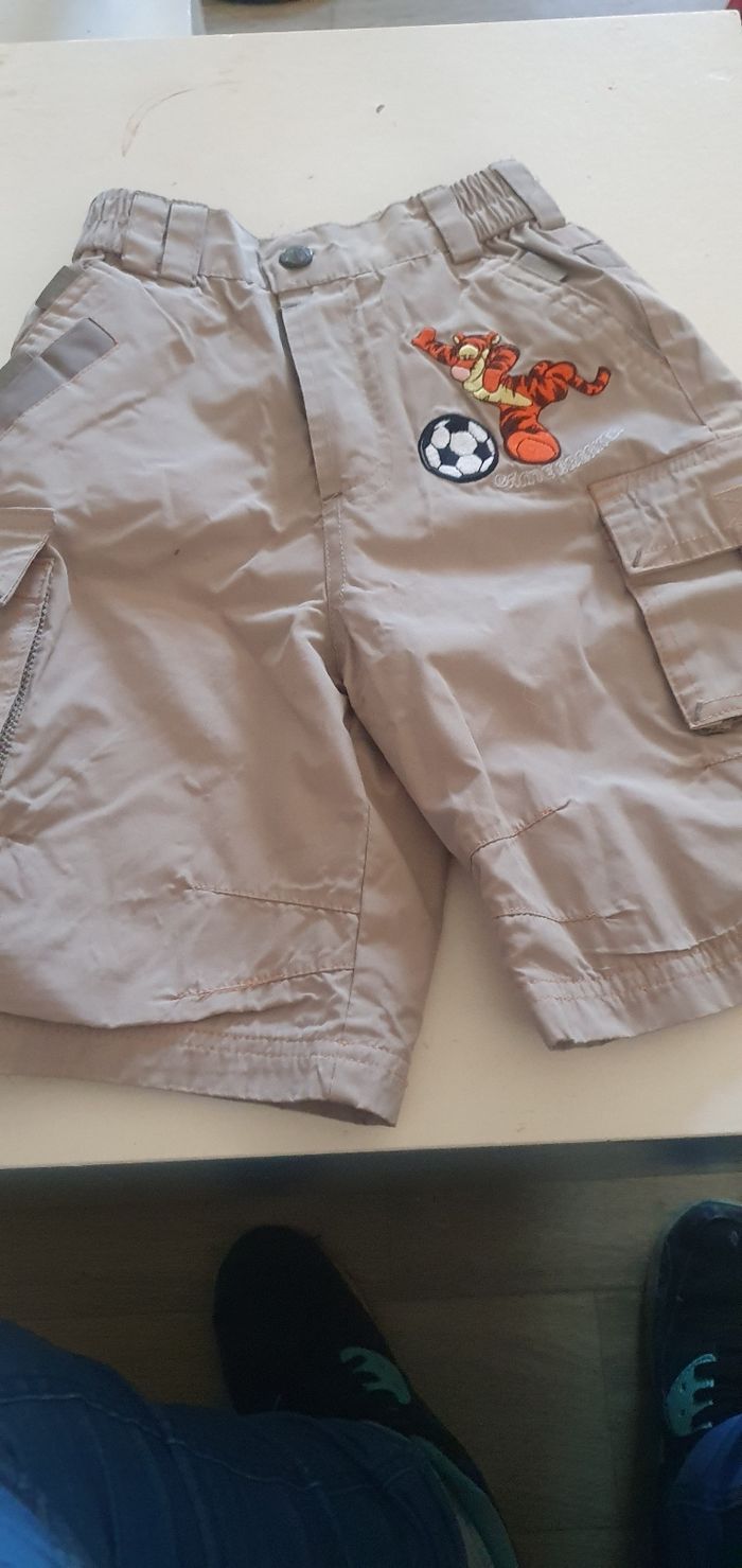 Short 2 ans