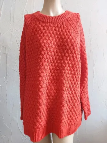 Pull tricot rouge Taille M