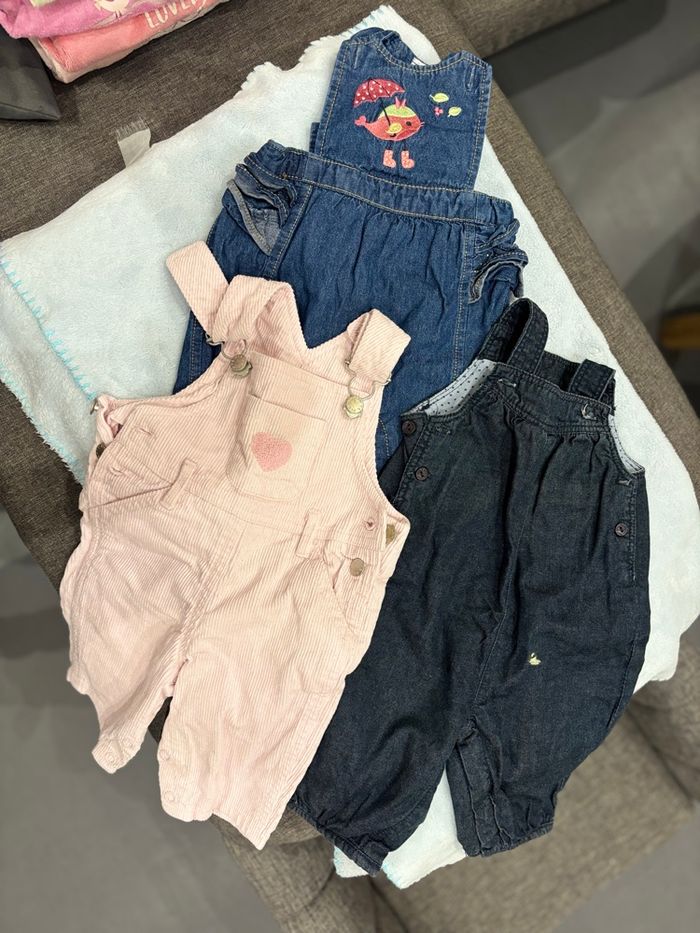 Lot de salopettes pantalons