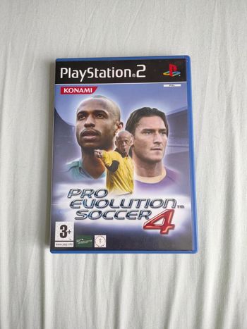 Jeu PS2 Pro evolution soccer 4