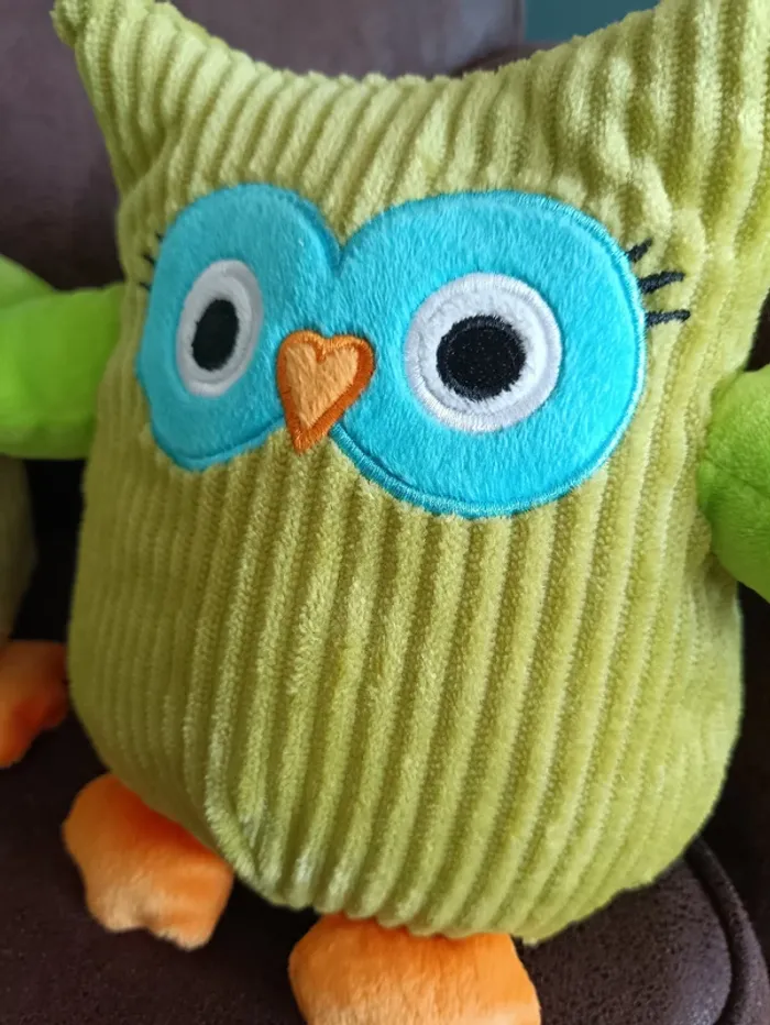 Peluche Chouette verte NEUVE - photo numéro 2