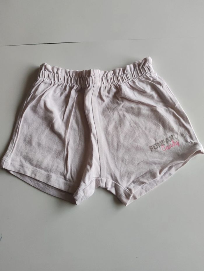 Short 12 mois
