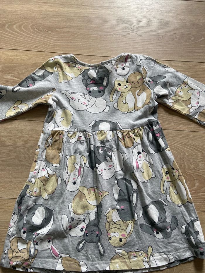 Robe lapin H&M 5/6 ans - photo numéro 6