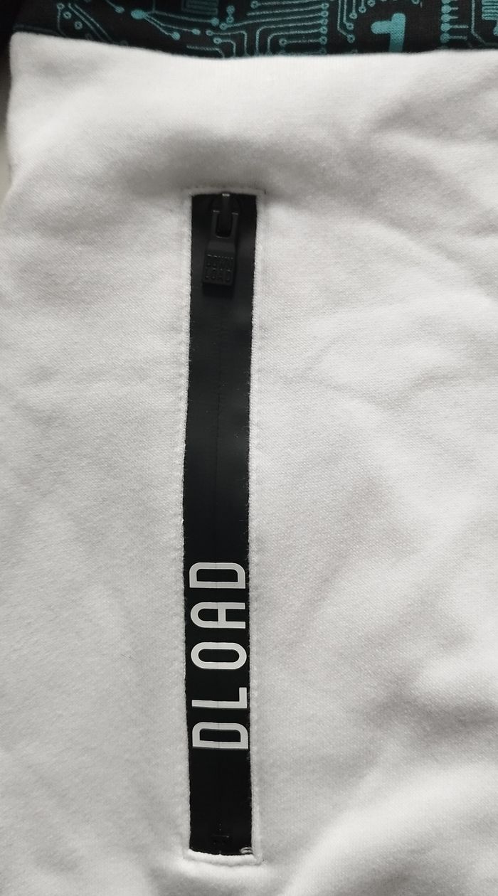 Sweat à capuche 13-14 ans - photo numéro 4