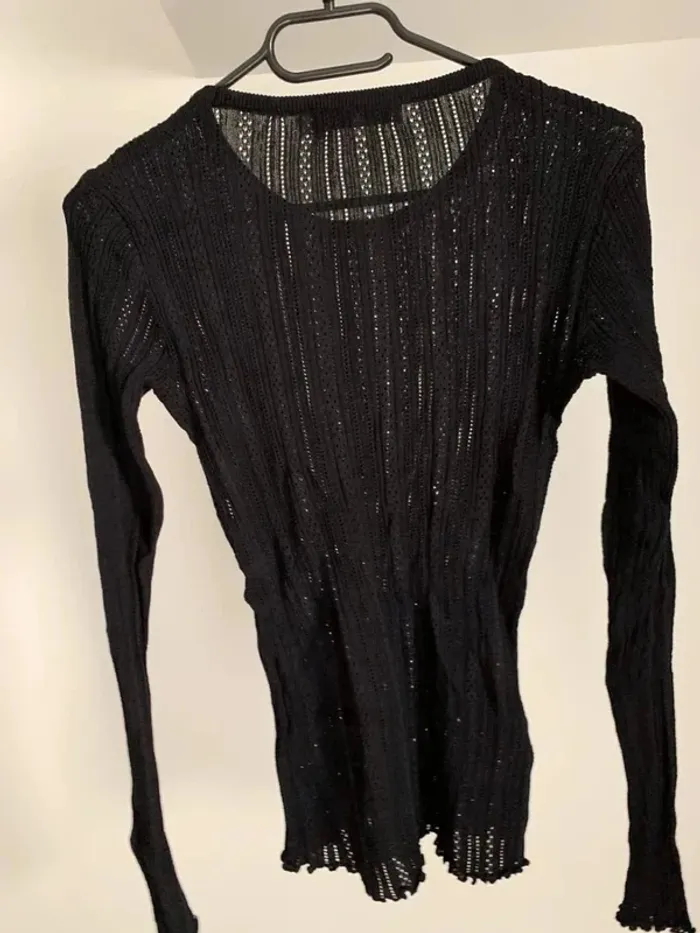 Pull noir en maille ajourée avec détails élégants, manches longues , Costes Taille S - photo numéro 4
