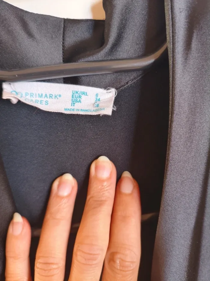 Veste noire - photo numéro 3