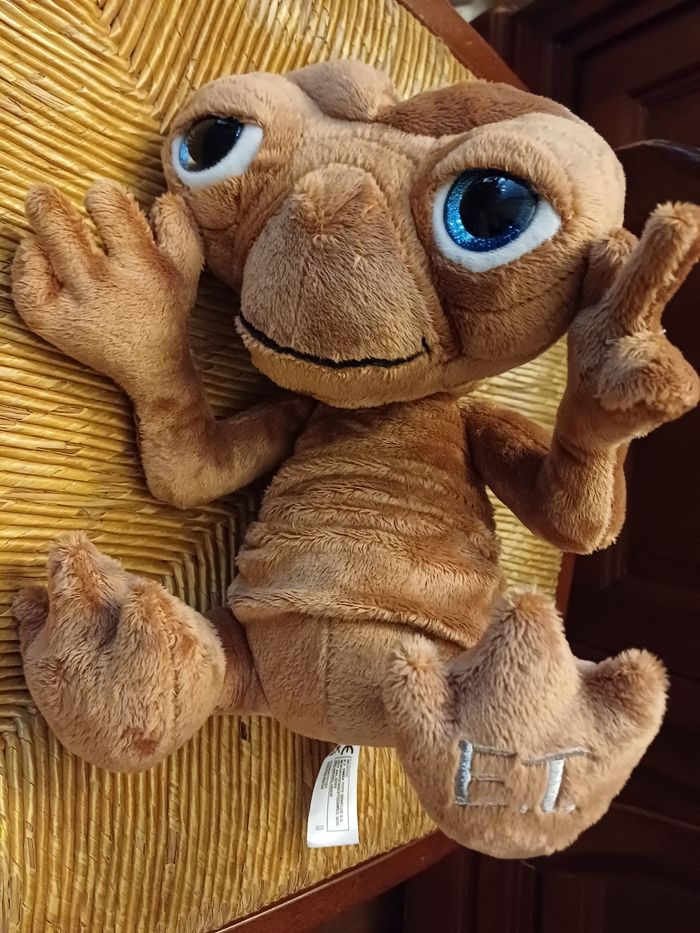 Peluche ET l'extraterrestre 20 cm