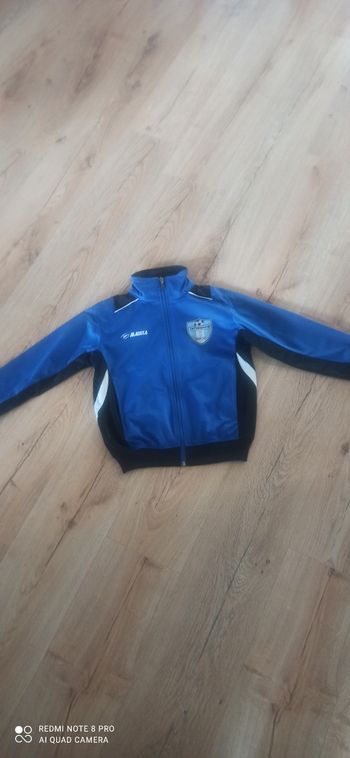 Veste de sport 8 ans