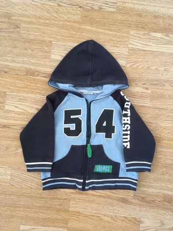 Sweat zippé à capuche