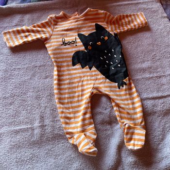 Pyjama Halloween taille 3 mois