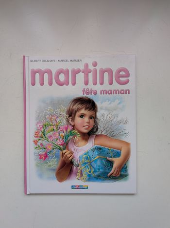 Livre Martine fête maman 