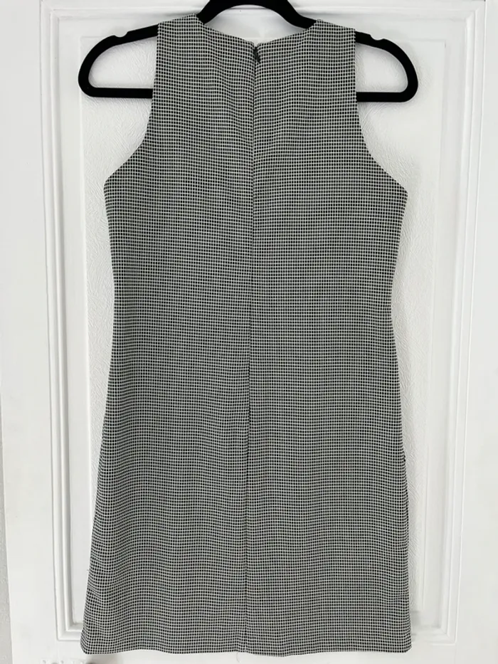 Robe noire et blanche Mango - photo numéro 2
