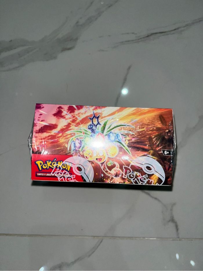 Display Pokémon ev8 étincelles déferlantes - photo numéro 2