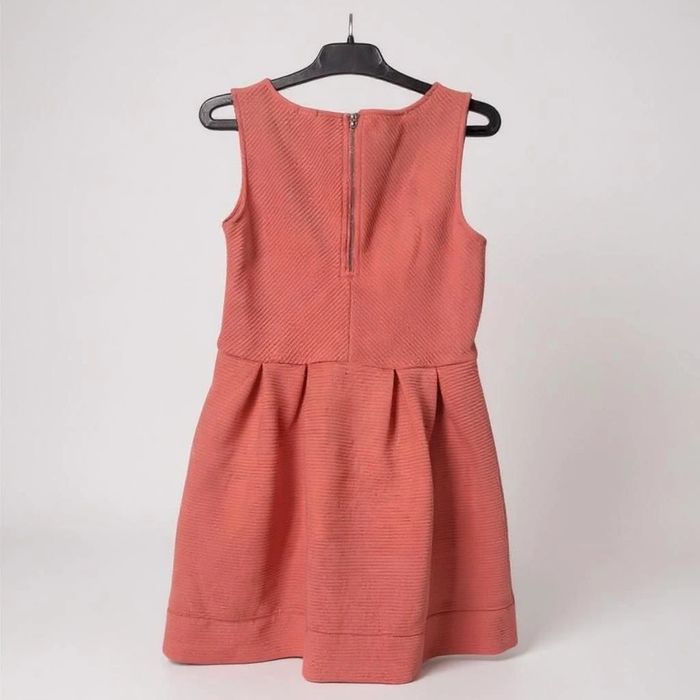 Robe sans manches 6 ans kiabi comme neuve - photo numéro 2