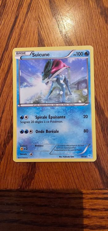 Carte pokemon suicune holographique