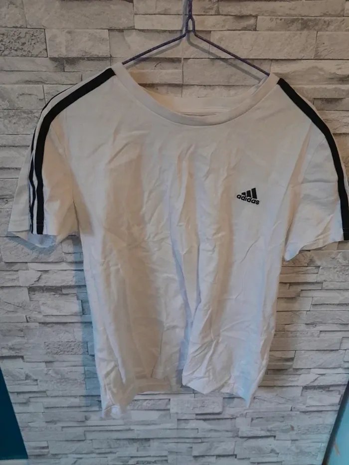 T-shirt adidas manche courte - Très bon état - Taille 38 - photo numéro 2