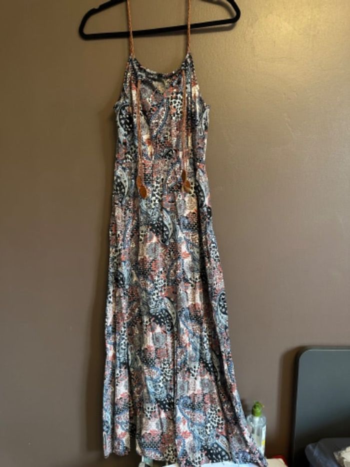 Robe longue bretelle