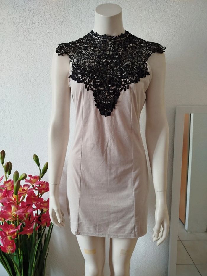 Robe lipsy nude courte dentelle noire daim sequins sexy - photo numéro 2