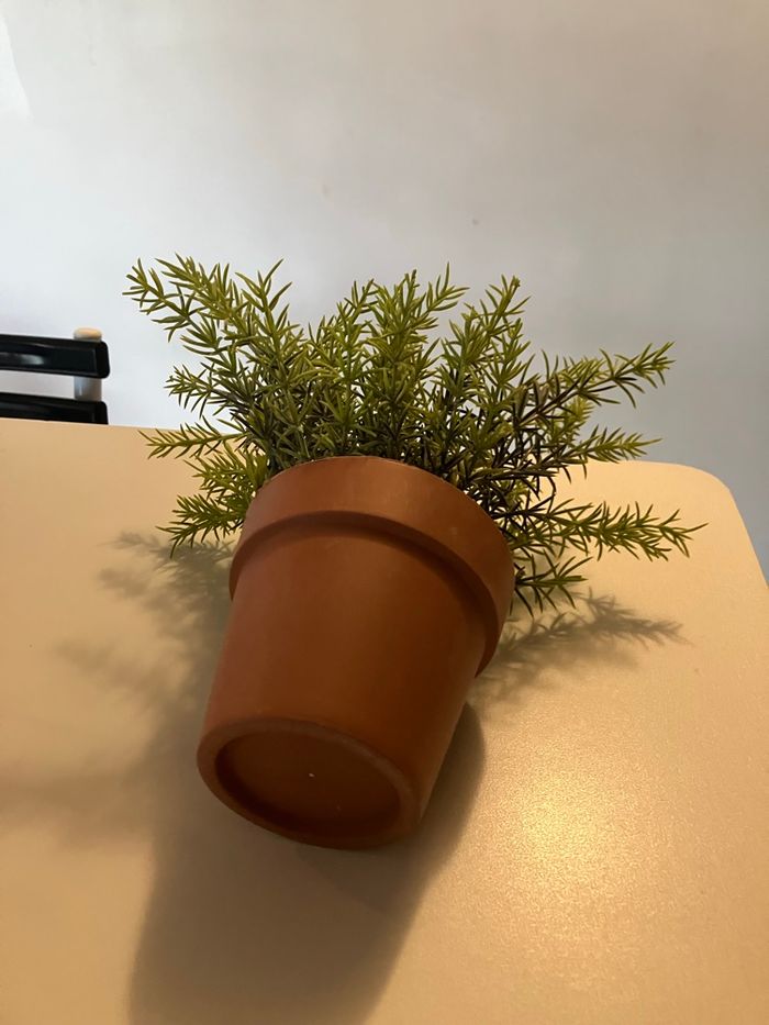 Pot plante verte artificiel - photo numéro 4