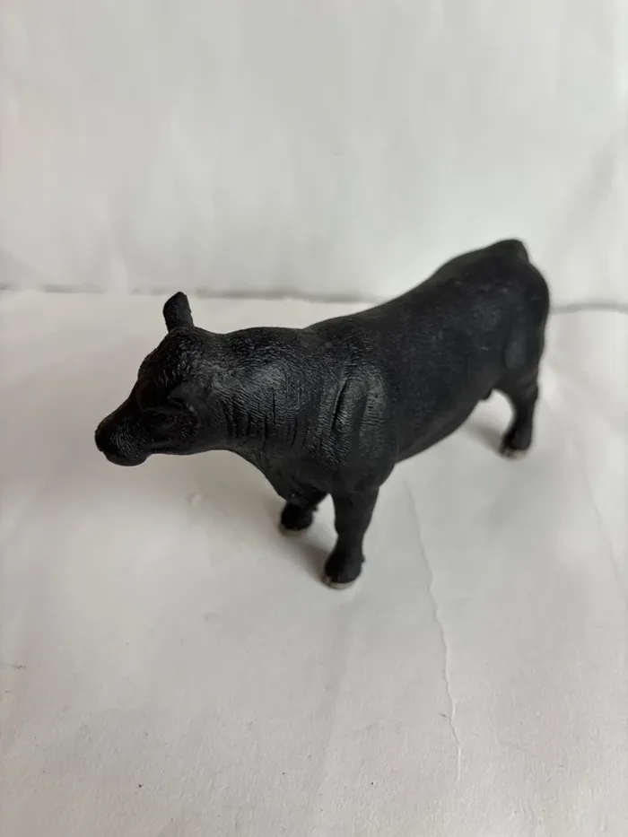 Taureau Angus Schleich - photo numéro 3