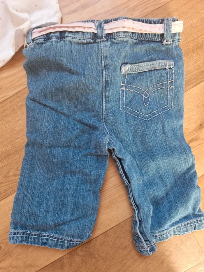 Ensemble t-shirt et jean fille en 6mois - photo numéro 3