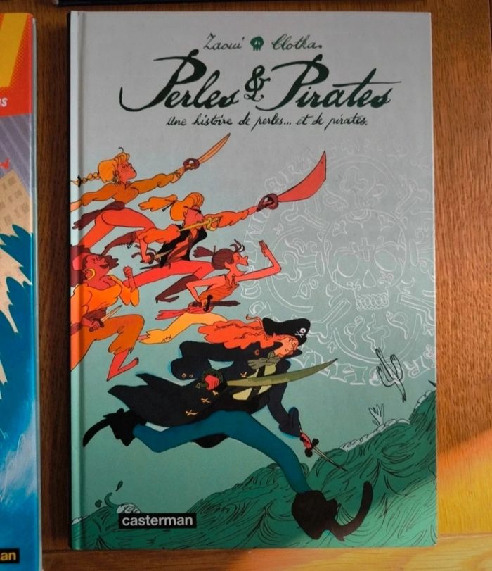 Lot 9 bd super héros et pirates : Imbattable, Crash, Famille pirate, perles et pirates, Caterina - photo numéro 5