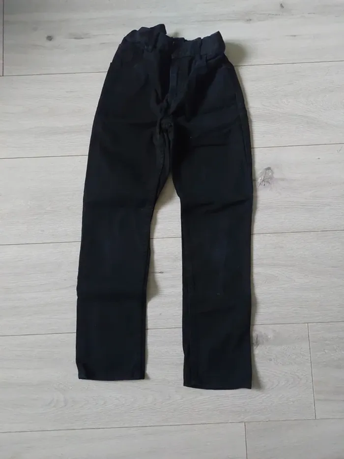 Pantalon noir 8ans
