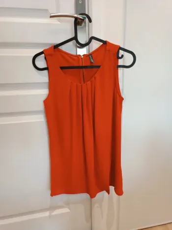 Haut taille 34