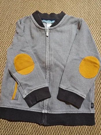 Joli gilet Obaibi taille 18 mois