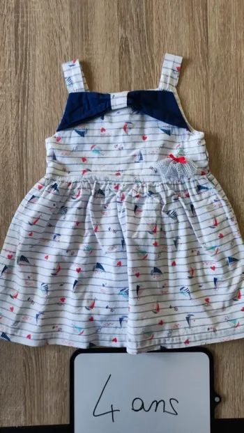 robe taille 4 ans