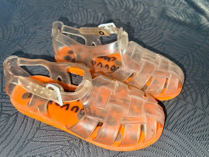 Chaussures méduses pointure 30
