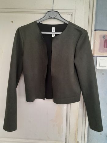 Petite veste kaki en suédine, taille M