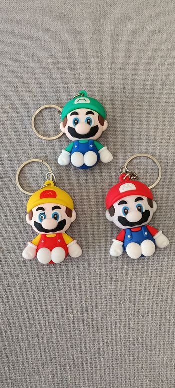 🌹Lot de 3 porte clés tout neuve 🌹