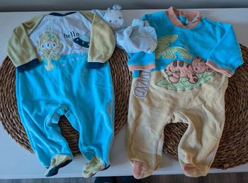 Lot pyjamas colorés 3M