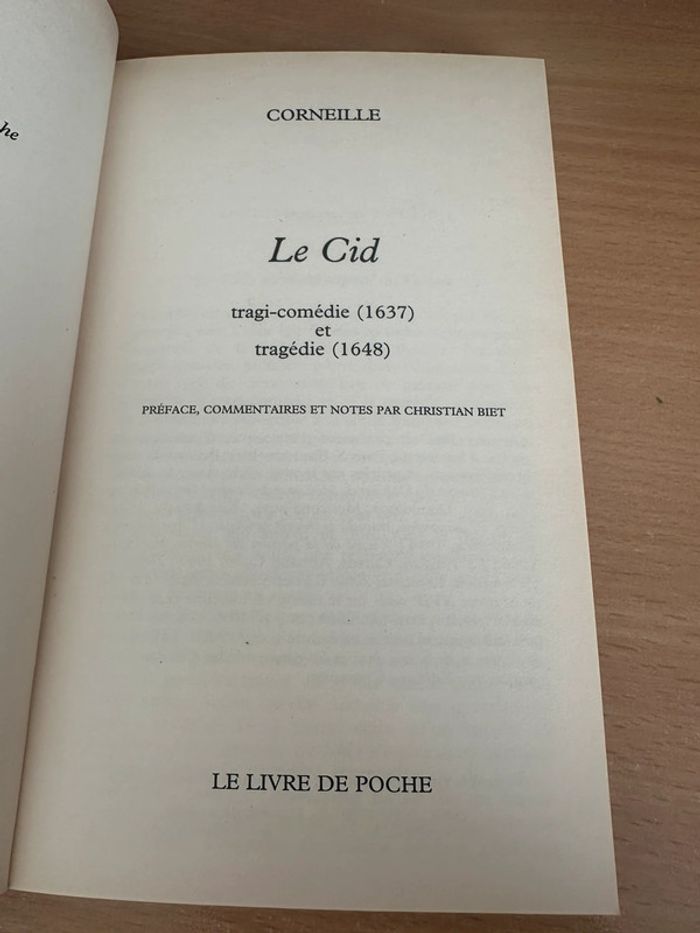 Lot de livre thème théâtre très bon état - photo numéro 4