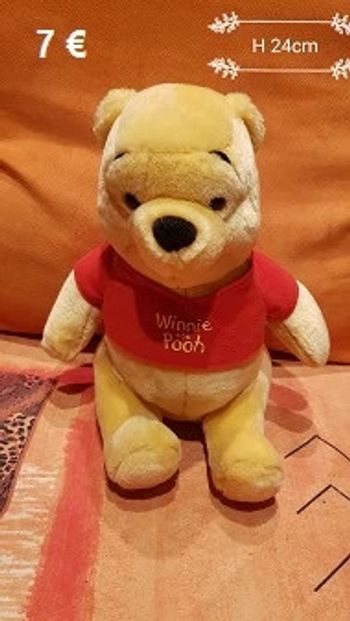 Peluche Winnie L'ourson H 24 cm neuve