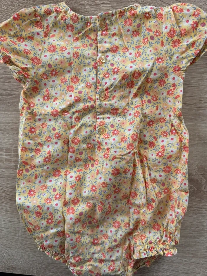 Combinaison jaune à fleurs Sergent Major 24 mois TBE - photo numéro 8